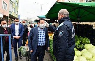 Başkan Genç’ten pazar esnafına Korona virüs...