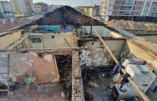 Başkan Kazım Kurt’tan evi yanan sağlık emekçisine...