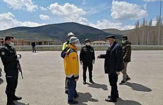 Başkan Pekmezci, güvenlik kontrol noktalarını...