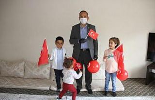 Başkan Saklı’dan çocuklara 23 Nisan sürprizi