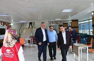 Başkan Turanlı, gençleri tebrik etti