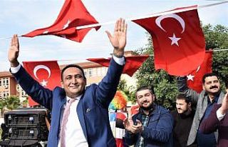 Başkan Yılmaz’dan çocuklara 23 Nisan sürprizi