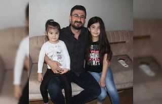 Bayramı balkonda kutladılar