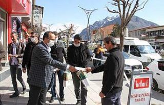 Belediye Başkanı Saklı’dan ücretsiz maske dağıtımı