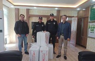 Besni Belediyesi 30 bin adet meşke dağıttı