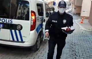 Bolu’da polis ekiplerinden minik çocuğa doğum...