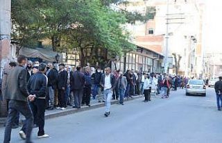 Bu görüntüler Diyarbakır’dan, sosyal mesafe...