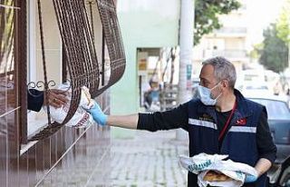 Buca’da ilk iftar için 25 bin sıcak Ramazan pidesi