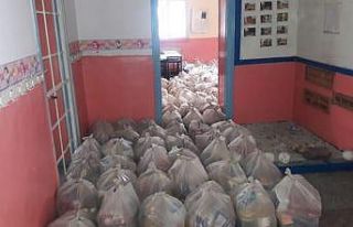 Bünyan Belediyesi yardım paketlerini ihtiyaç sahiplerine...