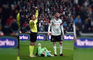 Burak Yılmaz: "Çin halkından özür dilerim"