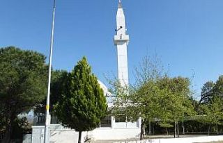 Burhaniye’de ikinci hafta sonu da sokaklar ve sahiller...