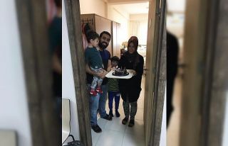 Bursa KYK yurdunda karantinaya alınan aileye evlilik...