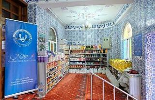 Bursa’da bir caminin içi ihtiyaç sahipleri için...