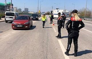 Bursa’da sokağa çıkmanın bedelini ağır ödediler