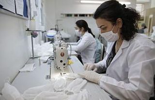Büyükşehir Belediyesi maskede seri üretime geçti