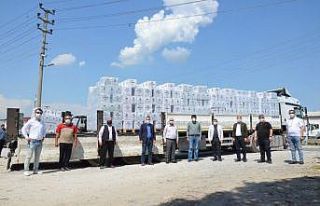 Büyükşehir Belediyesi’nden Tarsuslu esnafa gıda...