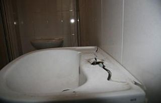 Camiye giren hırsızlar henüz parası ödenmemiş...