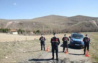 Çankırı’da karantinaya alınan Yeşilöz köyüne...