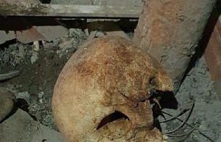 Çatı katında kafatası bulundu