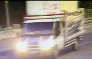 Çay sattığı konteyneri kamyonetle çaldılar