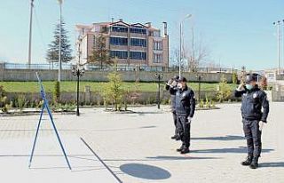 Çelenk koyma töreninde Korona virüs tedbirleri