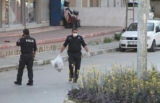 Çevre temizliği yapan polis takdirle karşılandı