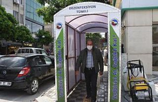 Ceyhan’a dezenfekte tünelleri kuruluyor