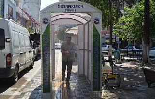 Ceyhan’da dezenfeksiyon tüneli kuruldu