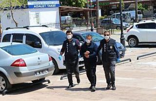 Cezaevi firarisi tekne çalıp market soydu