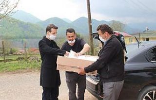 Cide’de köylerin dezenfektan ve maske ihtiyaçları...