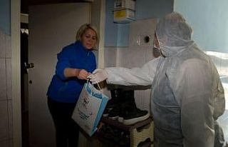 Çiğli’de hasta ve yaşlılara medikal yıkama...