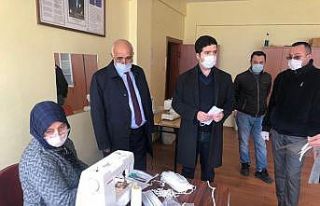 Çıldır Belediyesi maske üretimine başladı