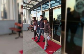 Çok sayıda hırsızlıktan aranıyorlardı ev hapsi...