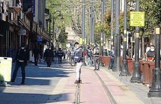 Cumhuriyet Caddesi yaya trafiğine kapatıldı