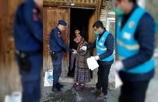 Derebucak’ta 284 ihtiyaç sahibi aile destekten...