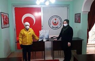 Dernekten maske desteği