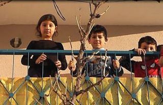 Develi’de sokağa çıkamayan çocuklar okulu özledi