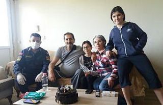 Dilay’a jandarmadan yaş günü sürprizi