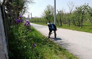 Din görevlileri evden çıkamayanların tarlasını...