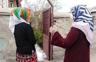 Din görevlilerinden ihtiyaç sahiplerine kumanya...