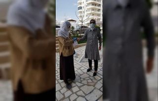 Diyarbakır’daki dernekten ihtiyaç sahibi ailelere...