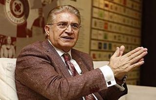 Doç. Dr. Mustafa Aydın: “AVM’lerin açılması...