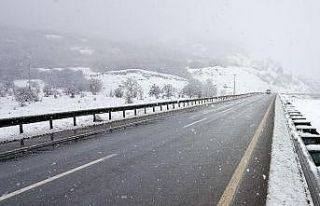 Doğu Anadolu’nun yüksek kesimlerinde kar yağışı