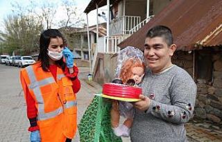 Down sendromlu Nesrin’e doğum günü sürprizi