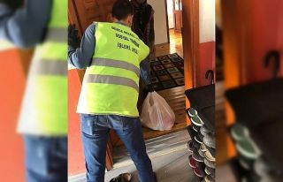 Düzce belediyesi kapı kapı dağıtıyor