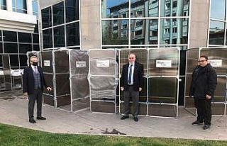 Edremit’te hijyen kabinleri kuruluyor