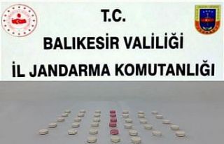 Edremit’te jandarmadan uyuşturucu operasyonu