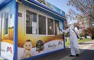 Ekmek büfeleri düzenli olarak dezenfekte ediliyor