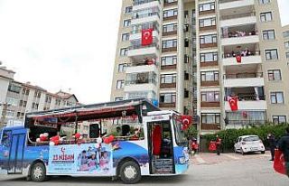 Elazığ’da Gakkobüslü, mehteranlı 23 Nisan coşkusu
