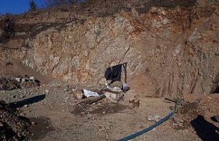 Elazığ’da kaçak kazı yapan şahıs suç üstü...